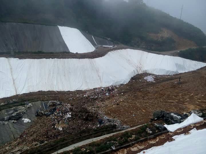 固體廢物填埋場在鋪設(shè)HDPE土工膜前要經(jīng)理哪三個階段？