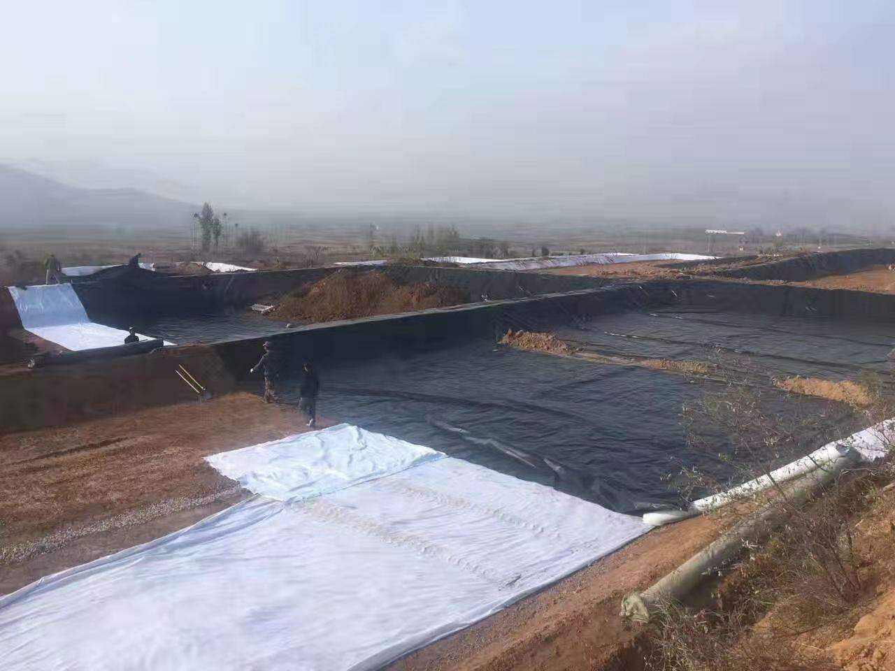 重視柔性防水和背面排水，構(gòu)成第二道防排水防線(xiàn)